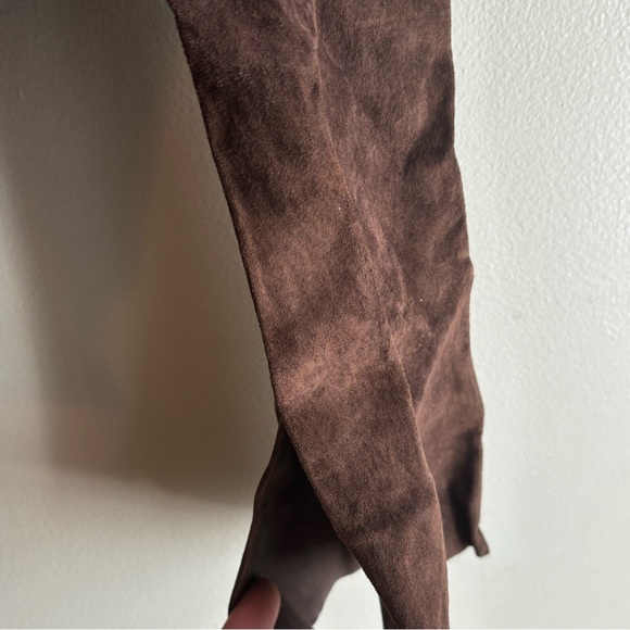 Brown Plunge Bell Sleeve Suede Blouse by São Paulo - Picture 6 of 8